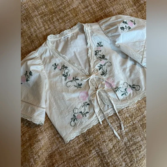 Neuflora Embroidered Blouse, XS - Picture 3 of 6